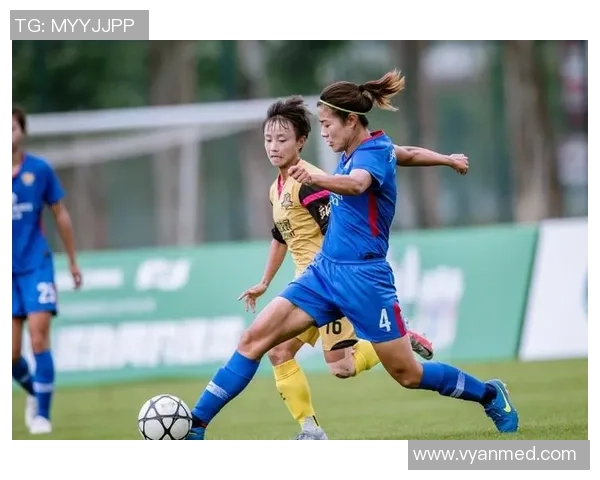 中国女足球星卡李佳悦：从草根到职业赛场的励志之路与未来发展潜力